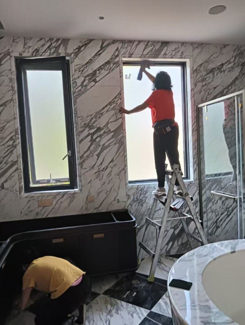 玻璃除胶服务,去除粘胶,地板胶清理,玻璃胶发霉去霉菌,专业除胶服务