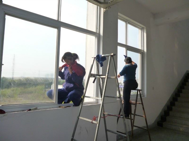 深圳龙岗正规物业单位开荒保洁 专业保洁,价格优惠