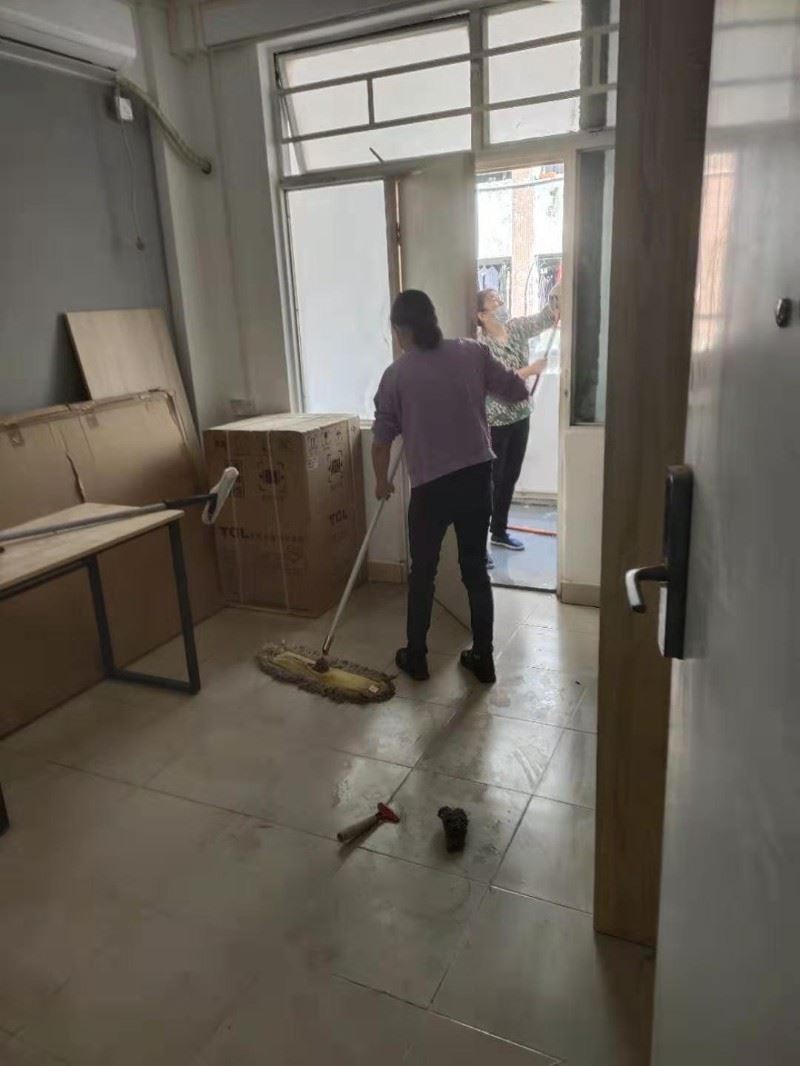 深圳龙岗正规大型开荒保洁公司 24小时全城上门服务