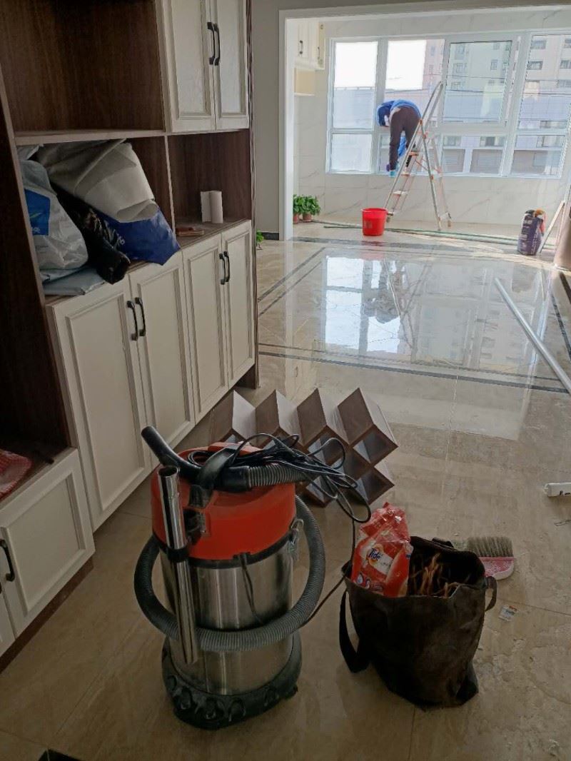 深圳罗湖正规物业单位开荒保洁 24小时全城上门服务