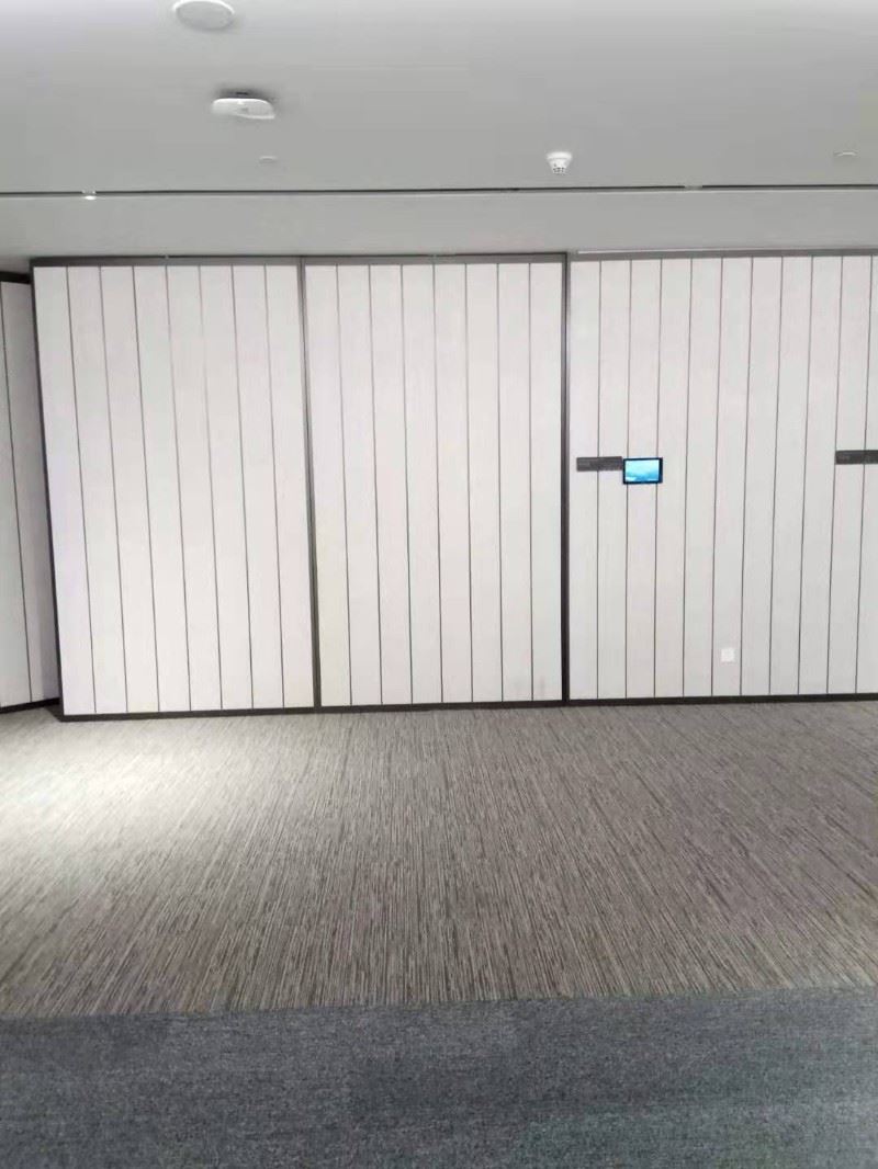 业务专业,准时可靠 深圳专业提供地板打蜡，办公地毯清洗