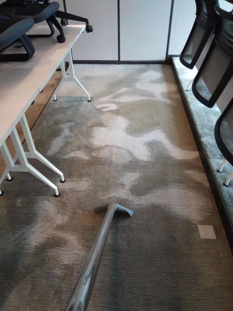 业务专业,准时可靠 深圳专业提供地板打蜡，办公地毯清洗