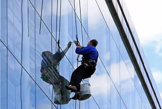 罗湖外墙玻璃窗清洗 写字楼保洁清洗 罗湖外墙清洗