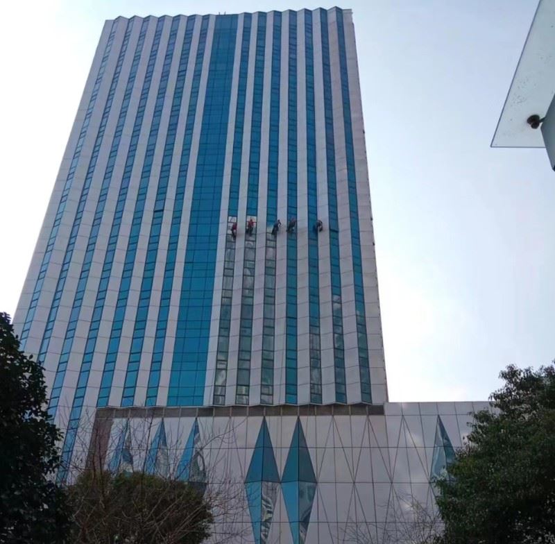 深圳宝安外墙清洁公司服务联系电话