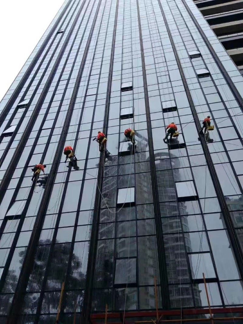 深圳宝安外墙清洁公司服务联系电话