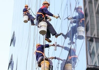 深圳光明新区专业蜘蛛人高空清洗 外墙清洗公司电话