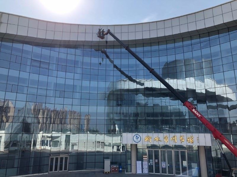 深圳光明新区专业蜘蛛人高空清洗 外墙清洗公司电话