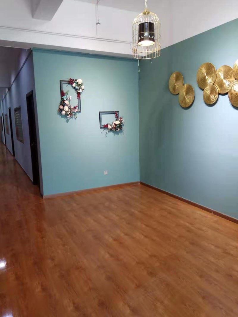 深圳保洁清洗公司专业清洗PVC地面 无忧服务,快速服务