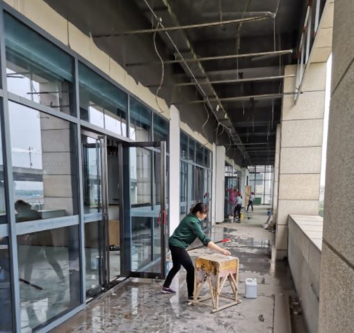 深圳龙华专业开荒保洁 家庭大扫除 打扫卫生