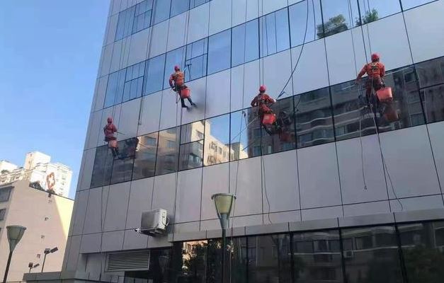 南山玻璃清洁 外墙涂料墙面清洗 南山外墙清洗