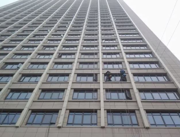 南山玻璃清洁 外墙涂料墙面清洗 南山外墙清洗